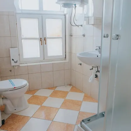 Motel Bakarni 3*
