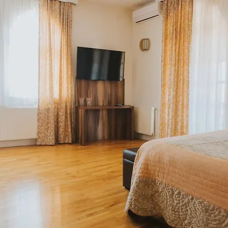 Bakarni 3* Brcko