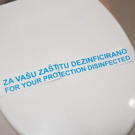 Bakarni 3*