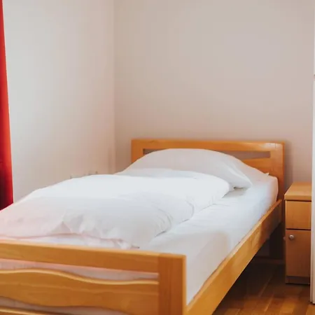 Bakarni 3* Brcko