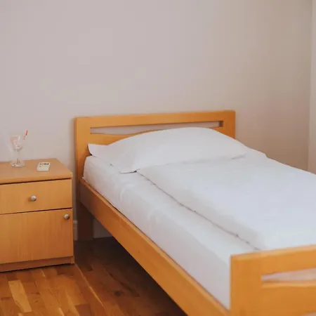 Bakarni Motel 3*