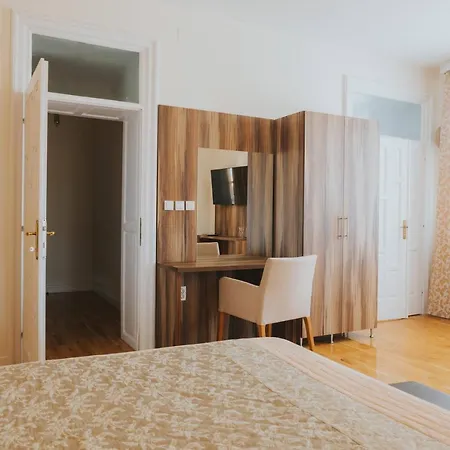 Bakarni Motel 3*